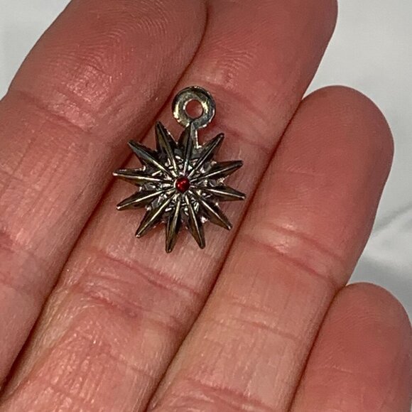 Waterford Crystal Snowflake Wishes Silver Charm Rhodium Plated Ruby Red Crystal - Picture 4 of 8